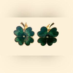Avon Gold Tone, Green Enamel 4 Leaf Clover Clip On Earrings
